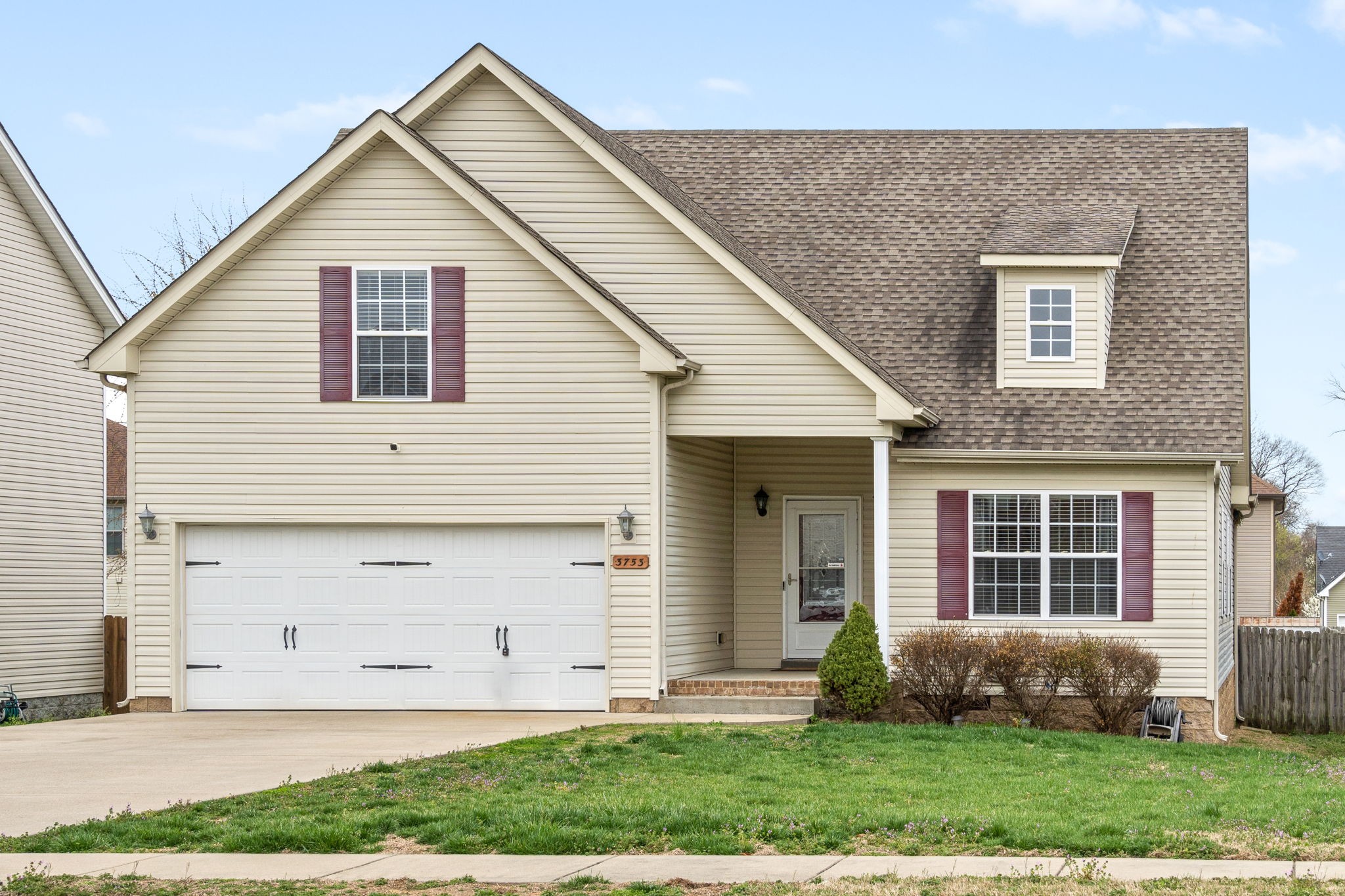 3753 Suiter Road Clarksville, TN 37040 - Photo 3 of 30 a view of a house with yard and plants