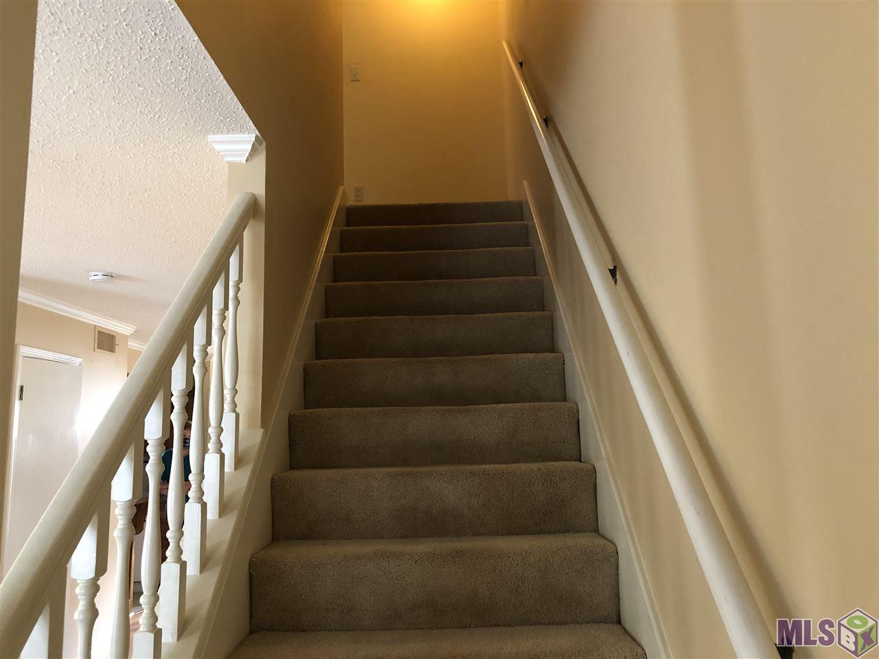 972 Ridgepoint Court, Unit 13B Baton Rouge, LA 70810 - Photo 2 of 11