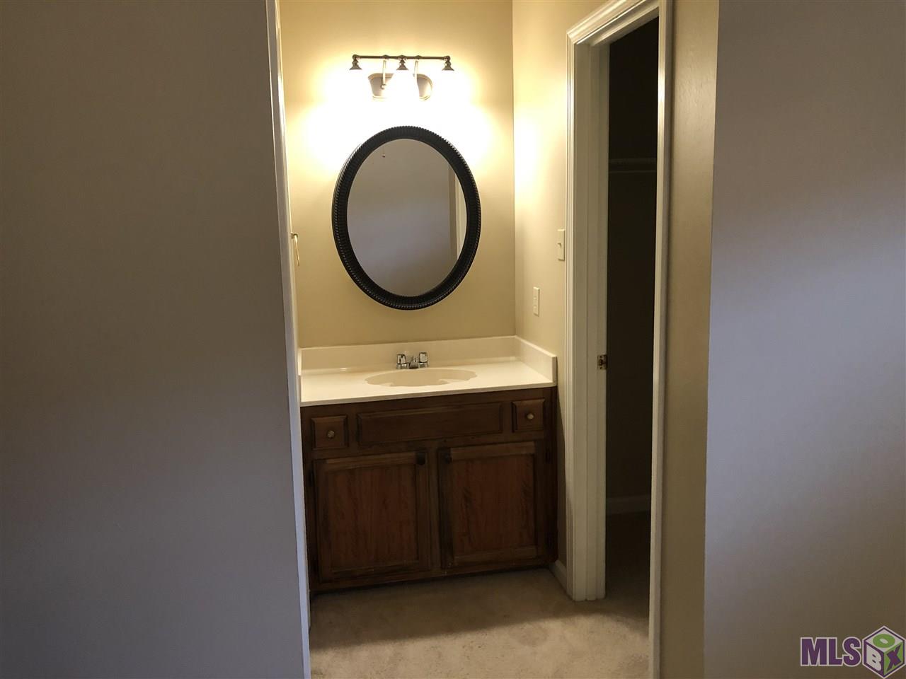 972 Ridgepoint Court, Unit 13B Baton Rouge, LA 70810 - Photo 7 of 11