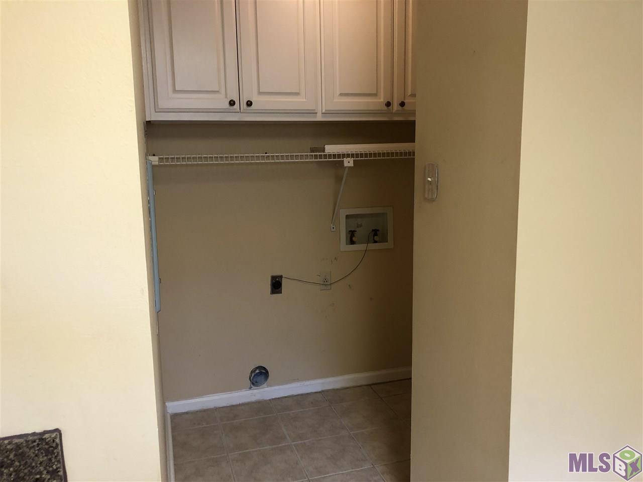 972 Ridgepoint Court, Unit 13B Baton Rouge, LA 70810 - Photo 9 of 11