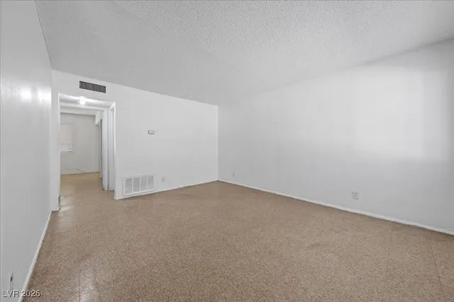 $750 | 521 South Maryland Parkway, Unit A16, Las Vegas, NV 89101