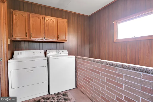 $224,900 | 819 East Chestnut Street, Hegins, PA 17938