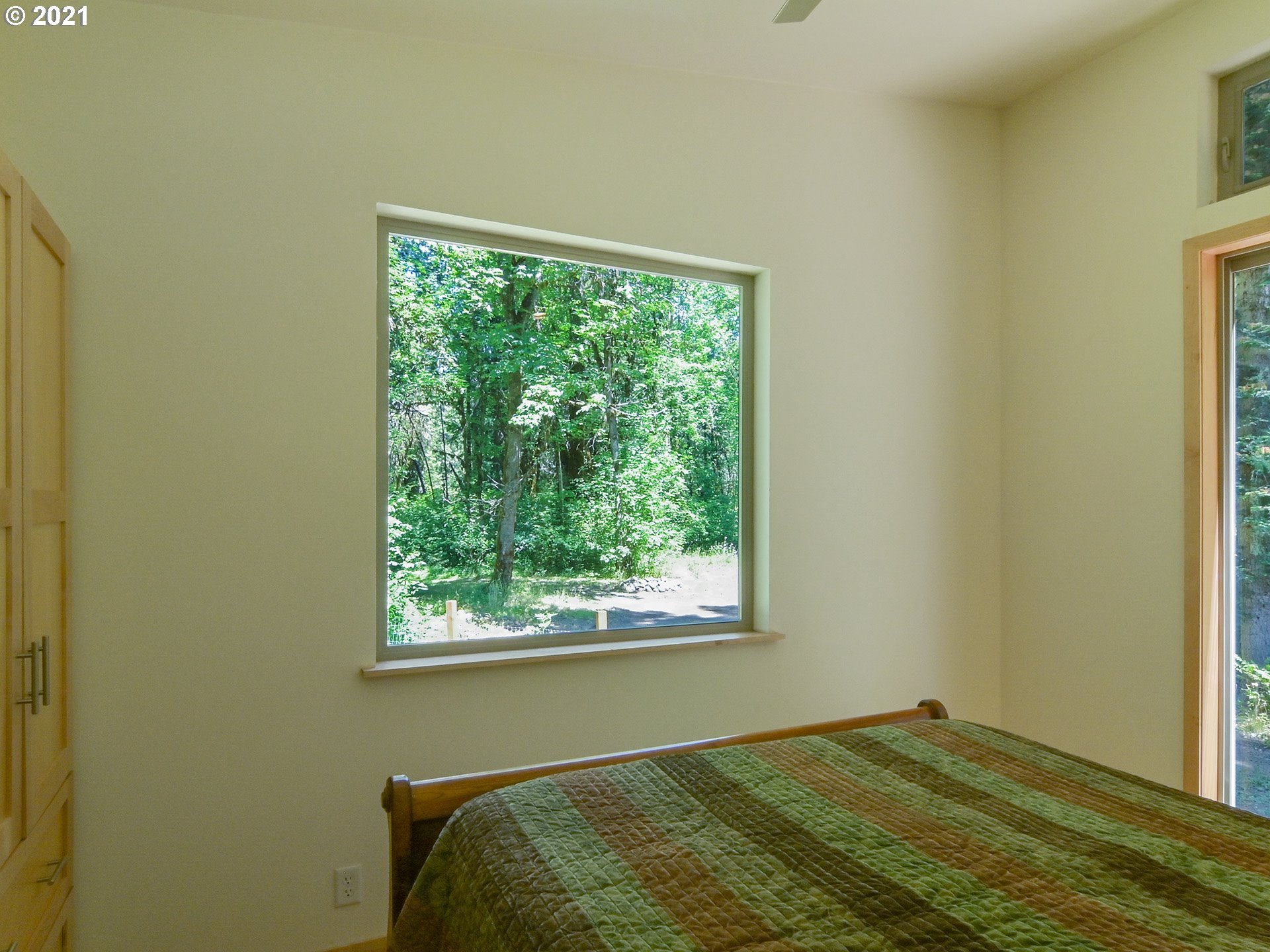 91890 Mill Creek Road Blue River, OR 97413 - Photo 17 of 32 Gallery Image 17
