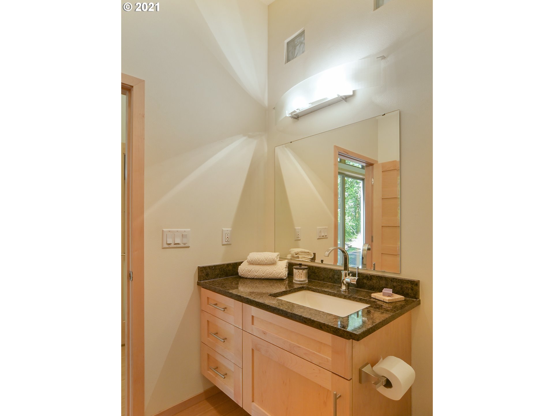 91890 Mill Creek Road Blue River, OR 97413 - Photo 21 of 32 Gallery Image 21