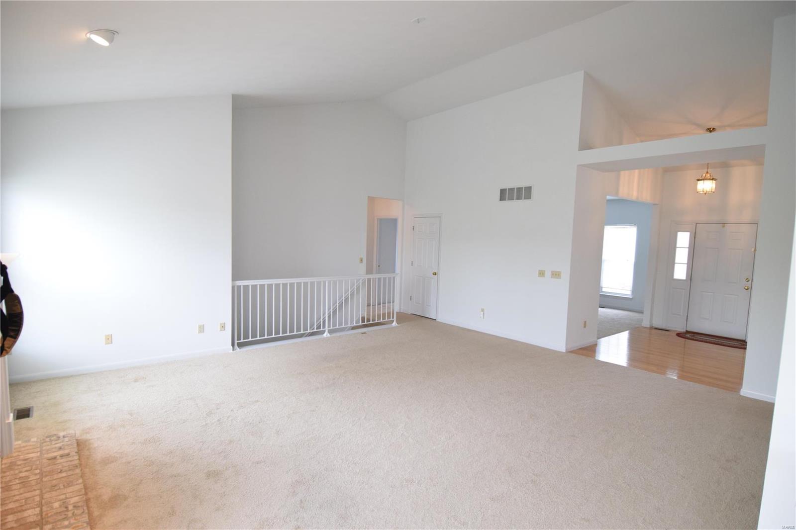 1 Charing Cross Court Weldon Spring, MO 63304 - Photo 5 of 18 Gallery Image 5