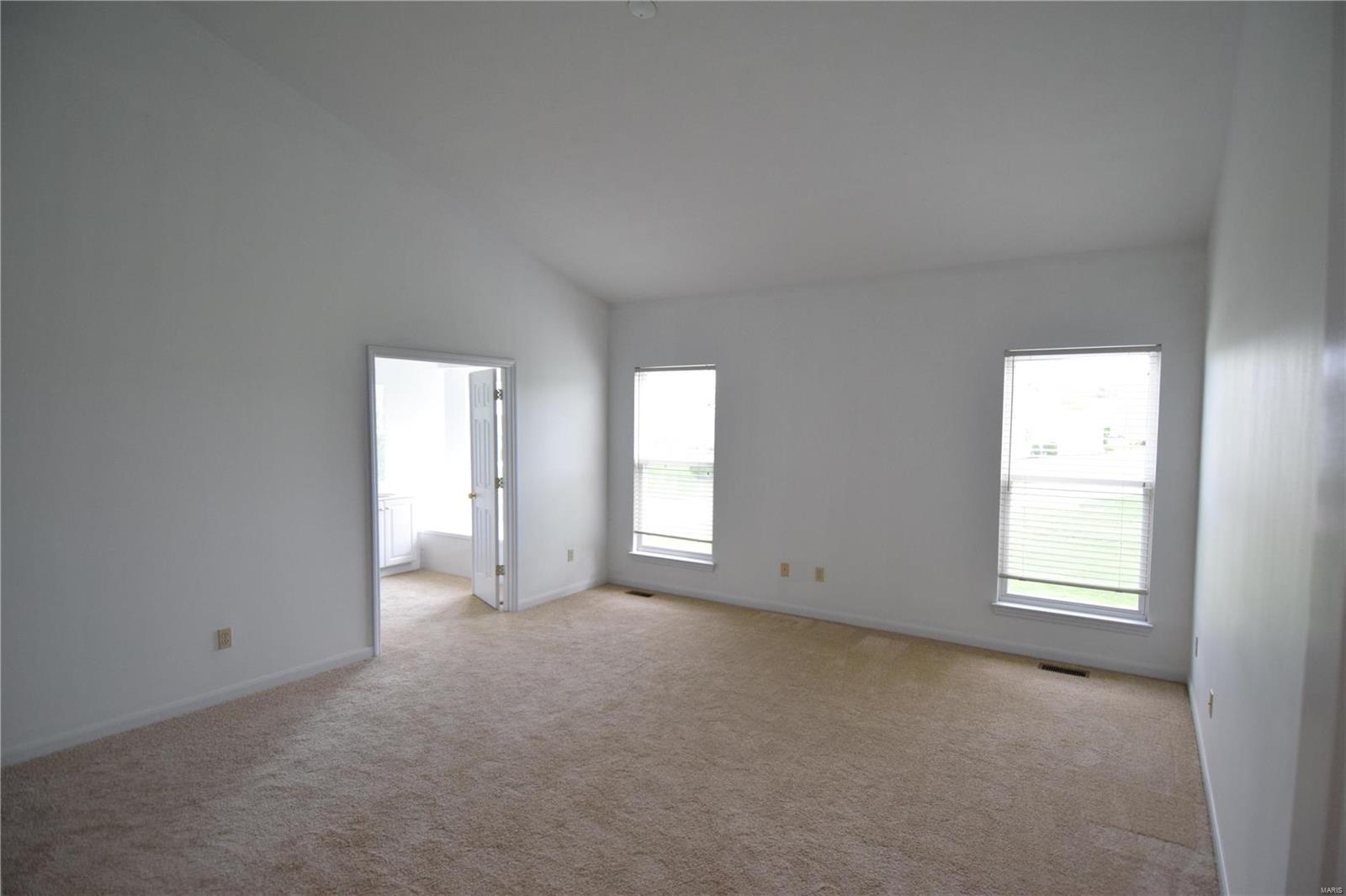 1 Charing Cross Court Weldon Spring, MO 63304 - Photo 10 of 18 Gallery Image 10