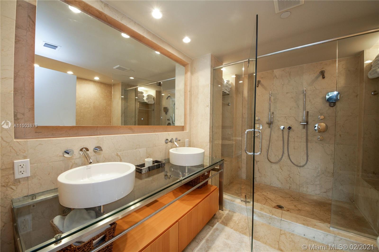 6000 Collins Avenue, Unit 511 Miami Beach, FL 33140 - Photo 13 of 23 Gallery Image 13