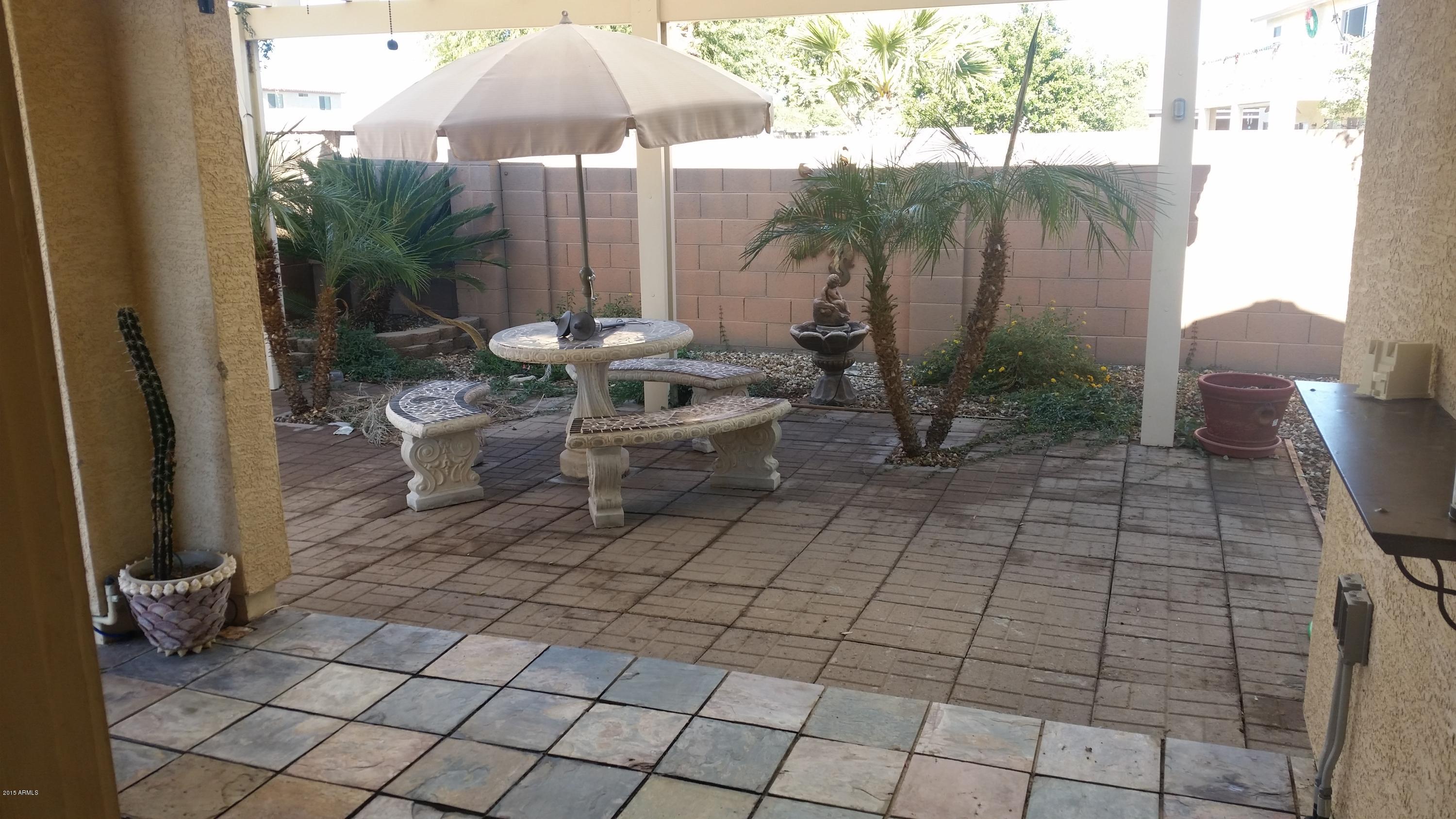 14666 West Hearn Road Surprise, AZ 85379 - Photo 4 of 33 20151217_114955