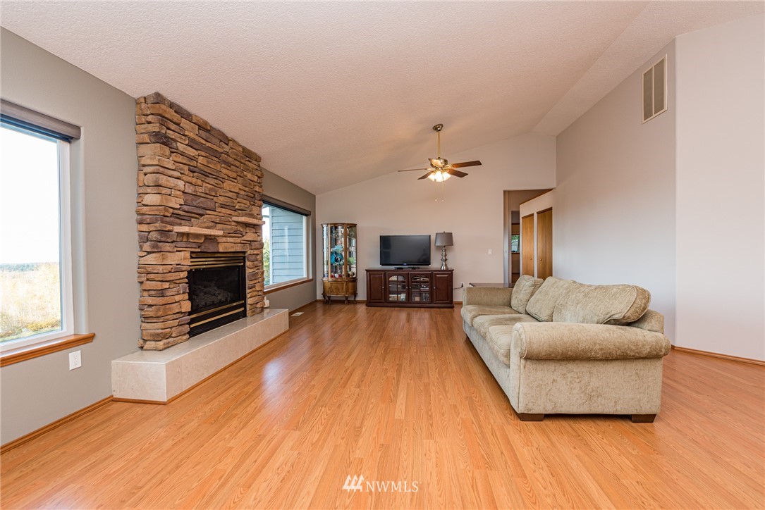 722 Miller Road Sequim, WA 98382 - Photo 4 of 25