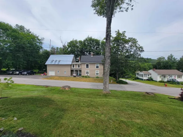 $2,195 | 80 Prospect Street, Bristol, NH 03222