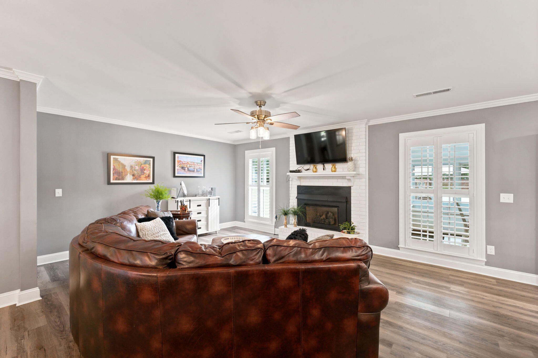 2045 Cains Mill Road Sumter, SC 29154 - Photo 15 of 83 Living Room