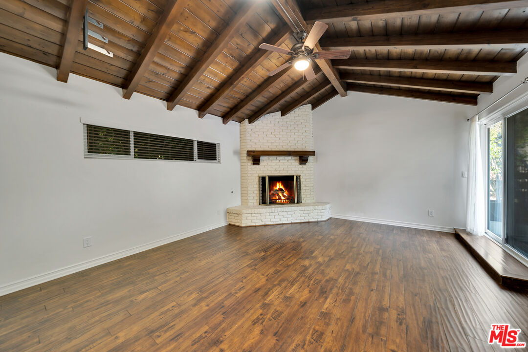 19055 Muirkirk Drive Porter Ranch, CA 91326 - Photo 14 of 50 Gallery Image 14