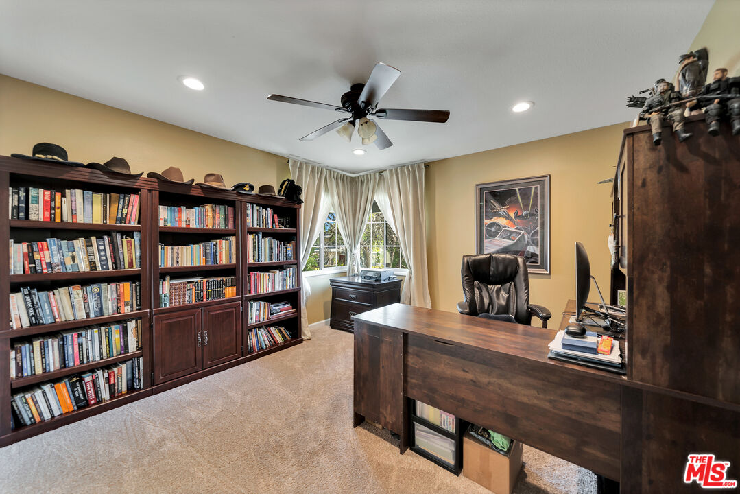 19055 Muirkirk Drive Porter Ranch, CA 91326 - Photo 28 of 50 Gallery Image 28