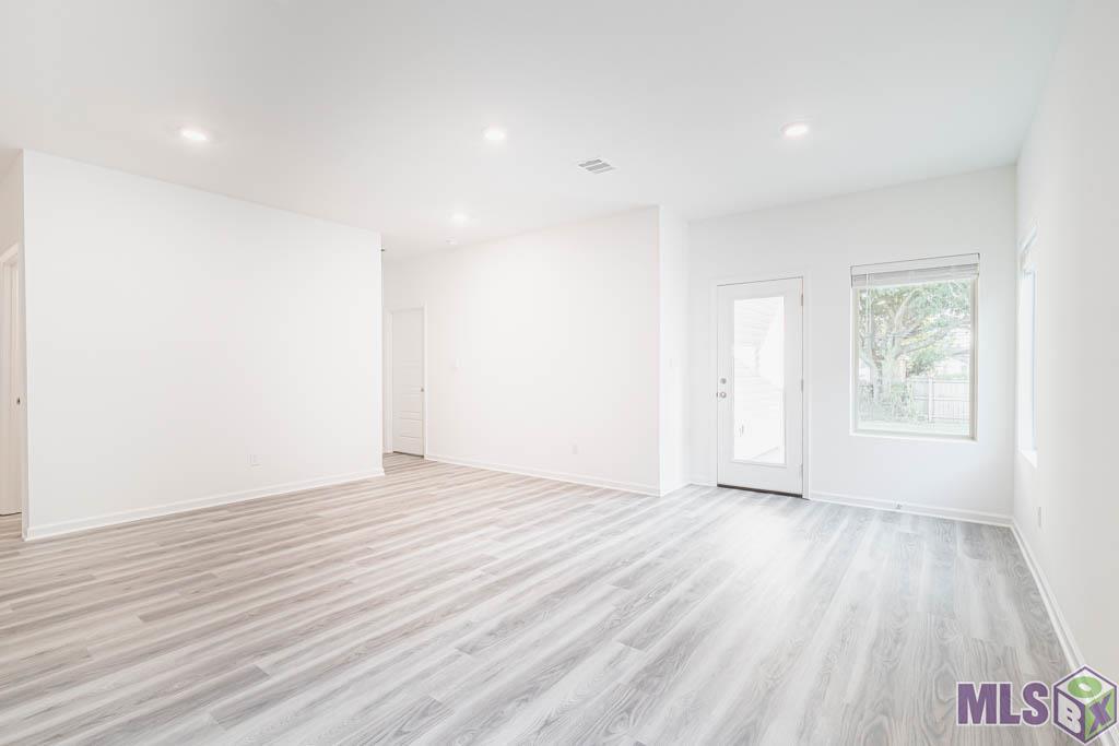 13312 Bellacosa Avenue Baton Rouge, LA 70817 - Photo 10 of 26