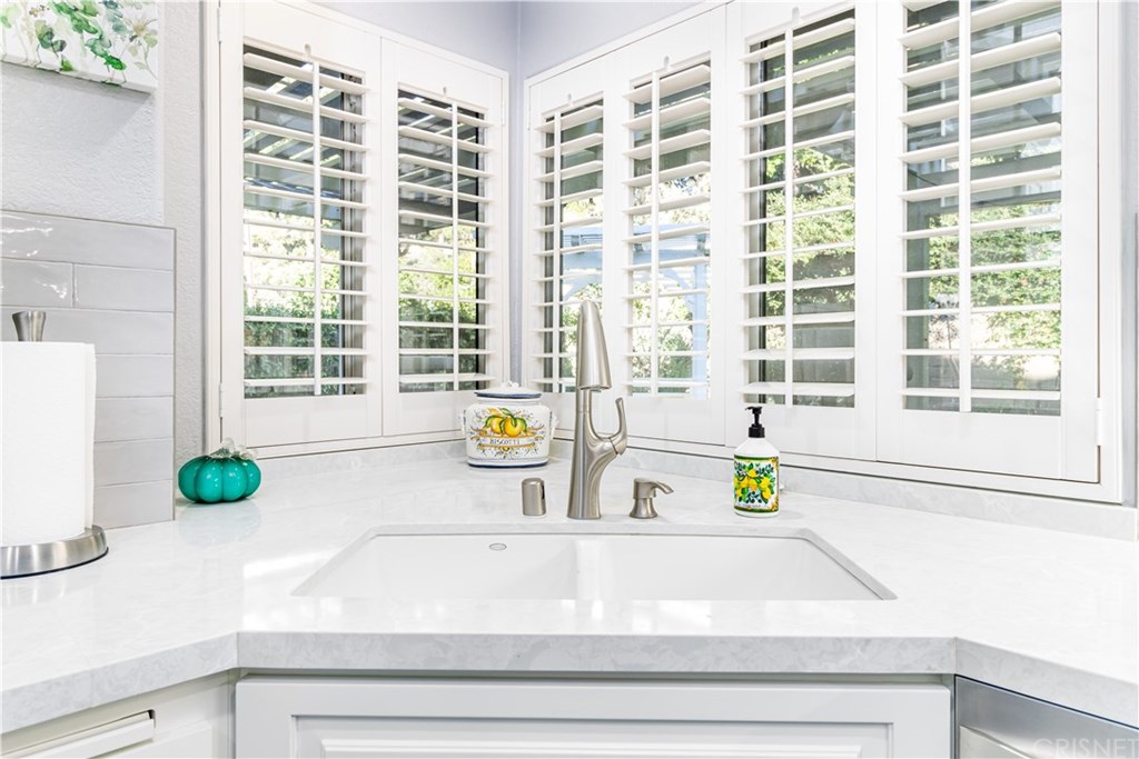 24588 Ebelden Avenue Newhall, CA 91321 - Photo 14 of 42