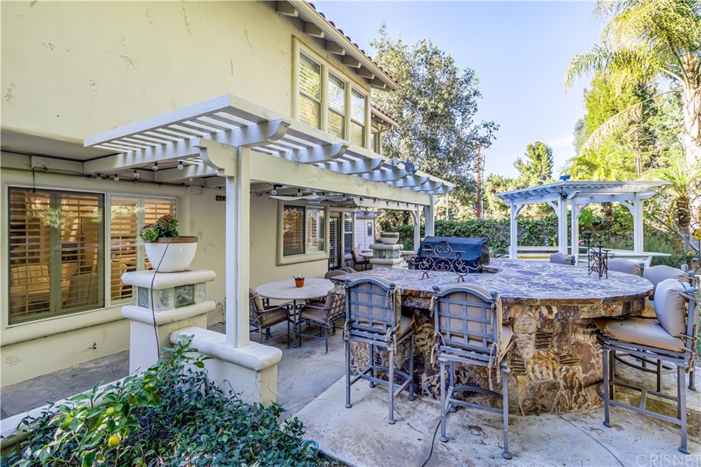 24588 Ebelden Avenue Newhall, CA 91321 - Photo 34 of 42