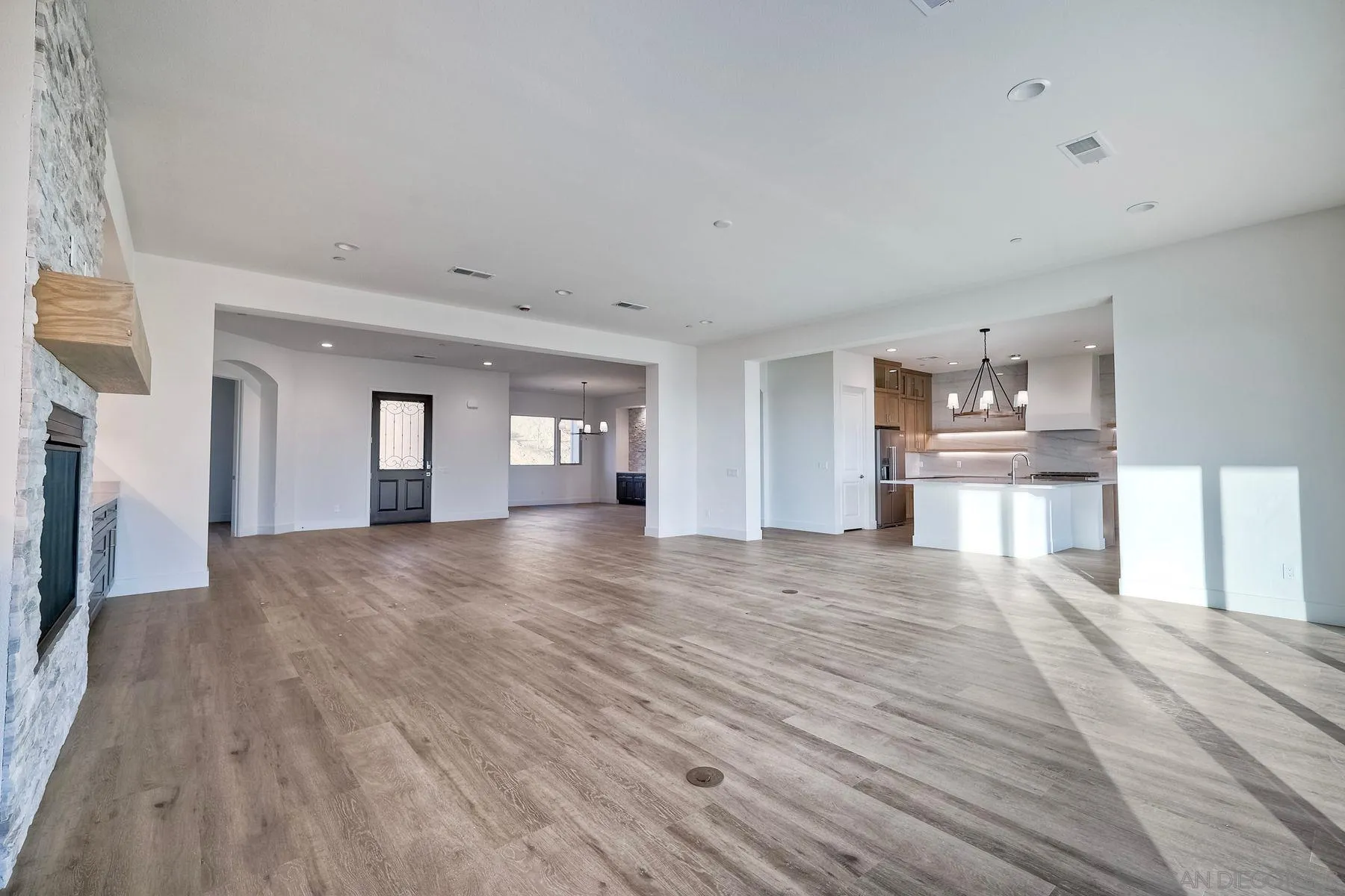 11631 Via Trevi Lakeside, CA 92040 - Photo 19 of 54