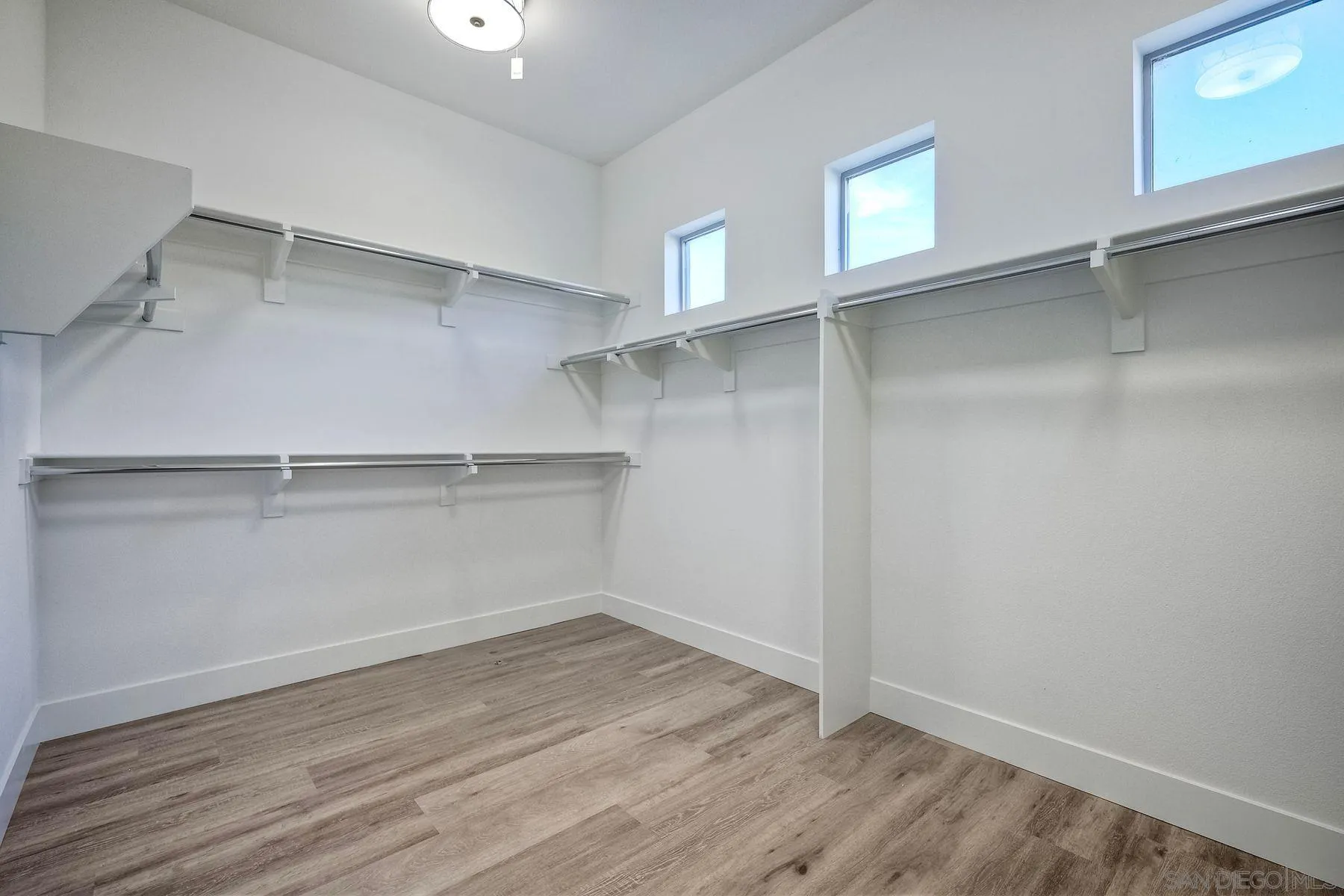 11631 Via Trevi Lakeside, CA 92040 - Photo 30 of 54