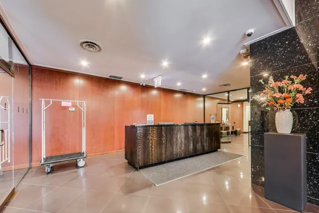 $214,999 | 1000 North Lake Shore Plaza, Unit 804, Chicago, IL 60611