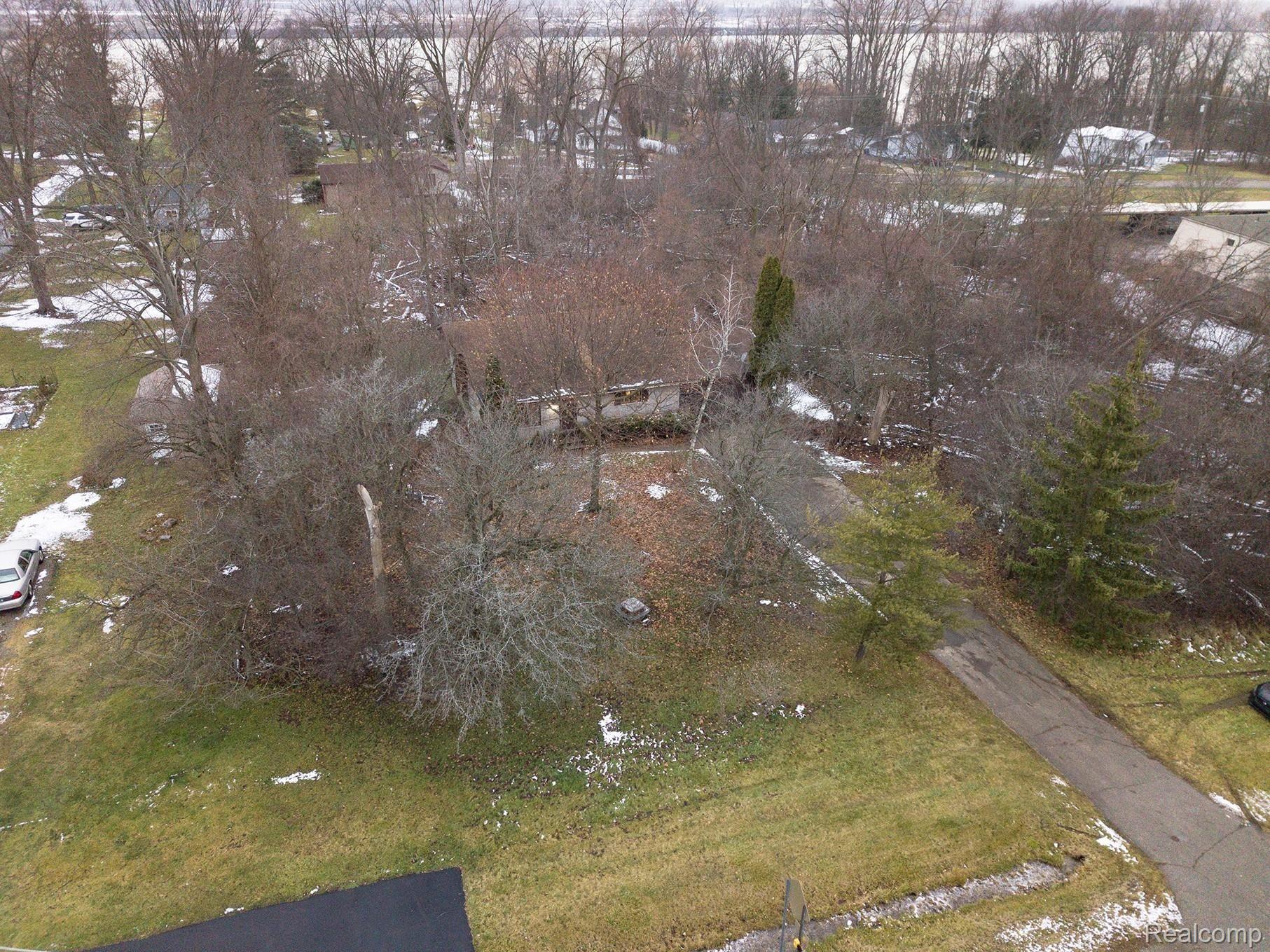 19760 Meridian Road Grosse Ile, MI 48138 - Photo 16 of 18 DJI_0003.jpg