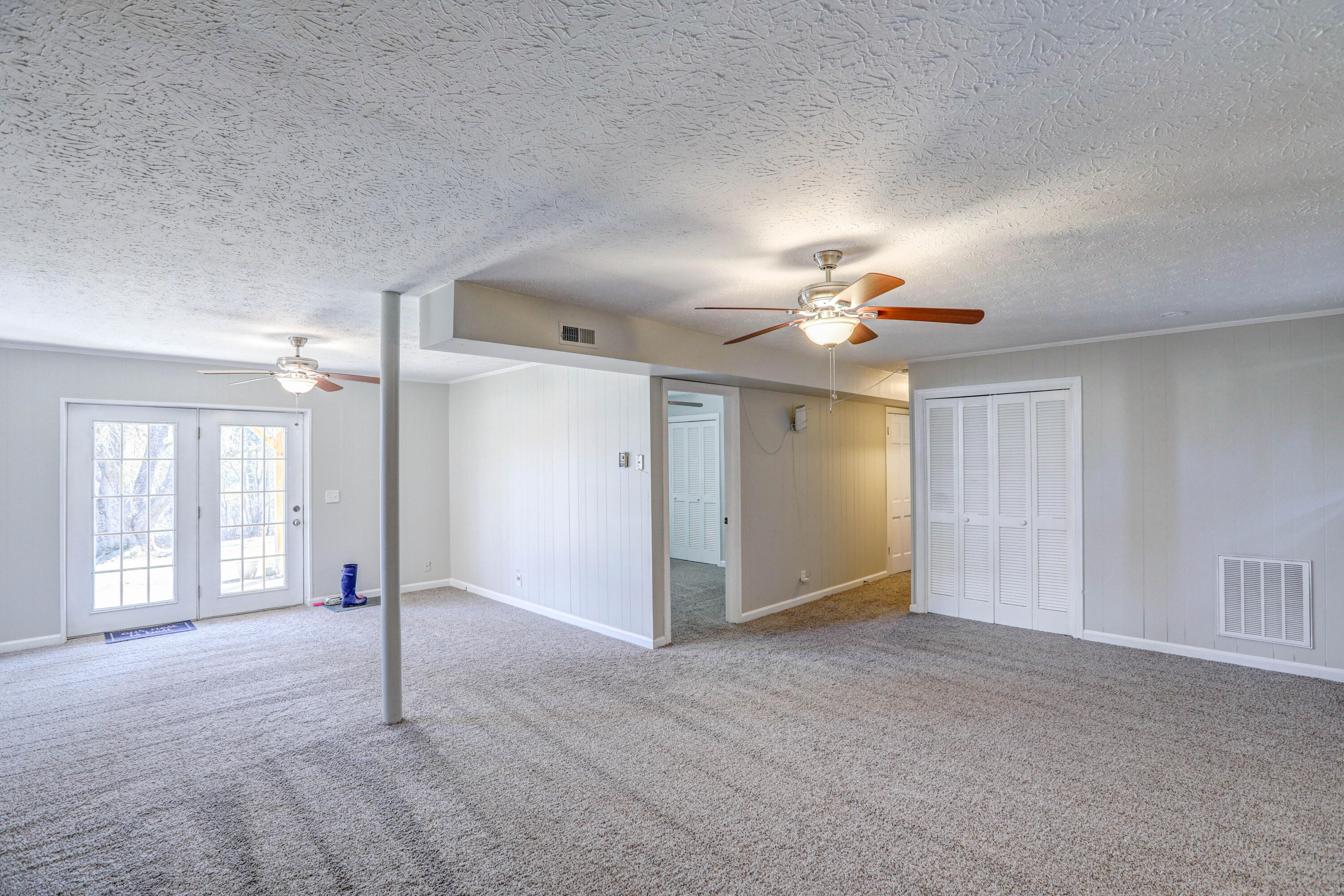731 Greengate Road Kingsport, TN 37663 - Photo 32 of 42 B42A0421_2_3_4_5