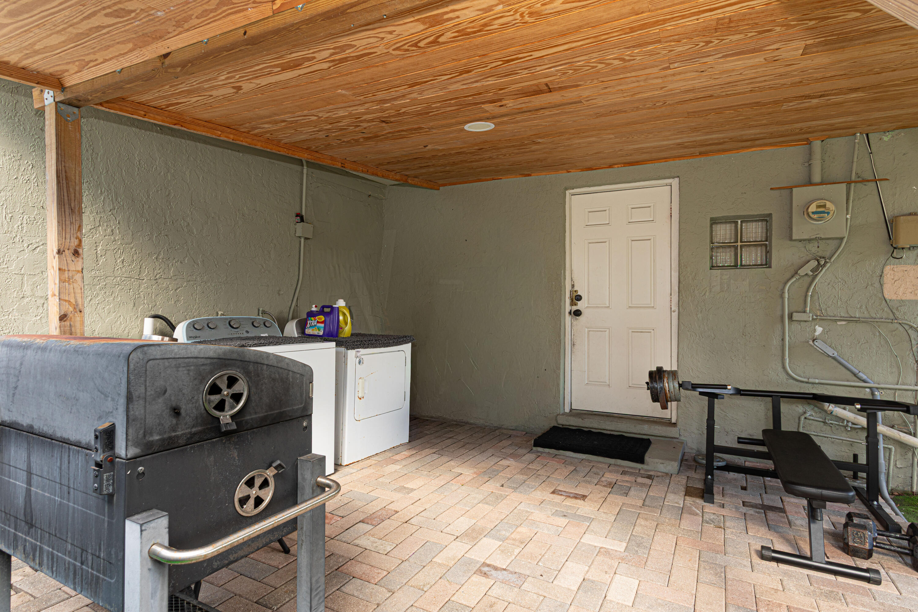 740 Aspen Road West Palm Beach, FL 33409 - Photo 23 of 34