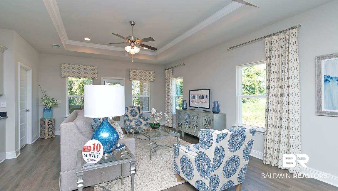 9348 Impala Drive, Unit 21 Foley, AL 36535 - Photo 3 of 22 Family room