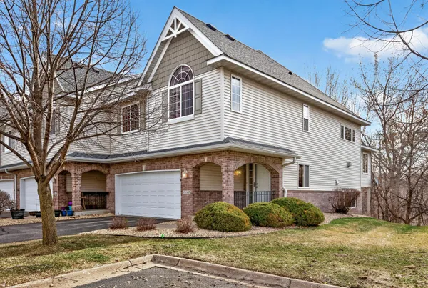 $335,000 | 15317 Wilderness Ridge Road Northwest, Prior Lake, MN 55372