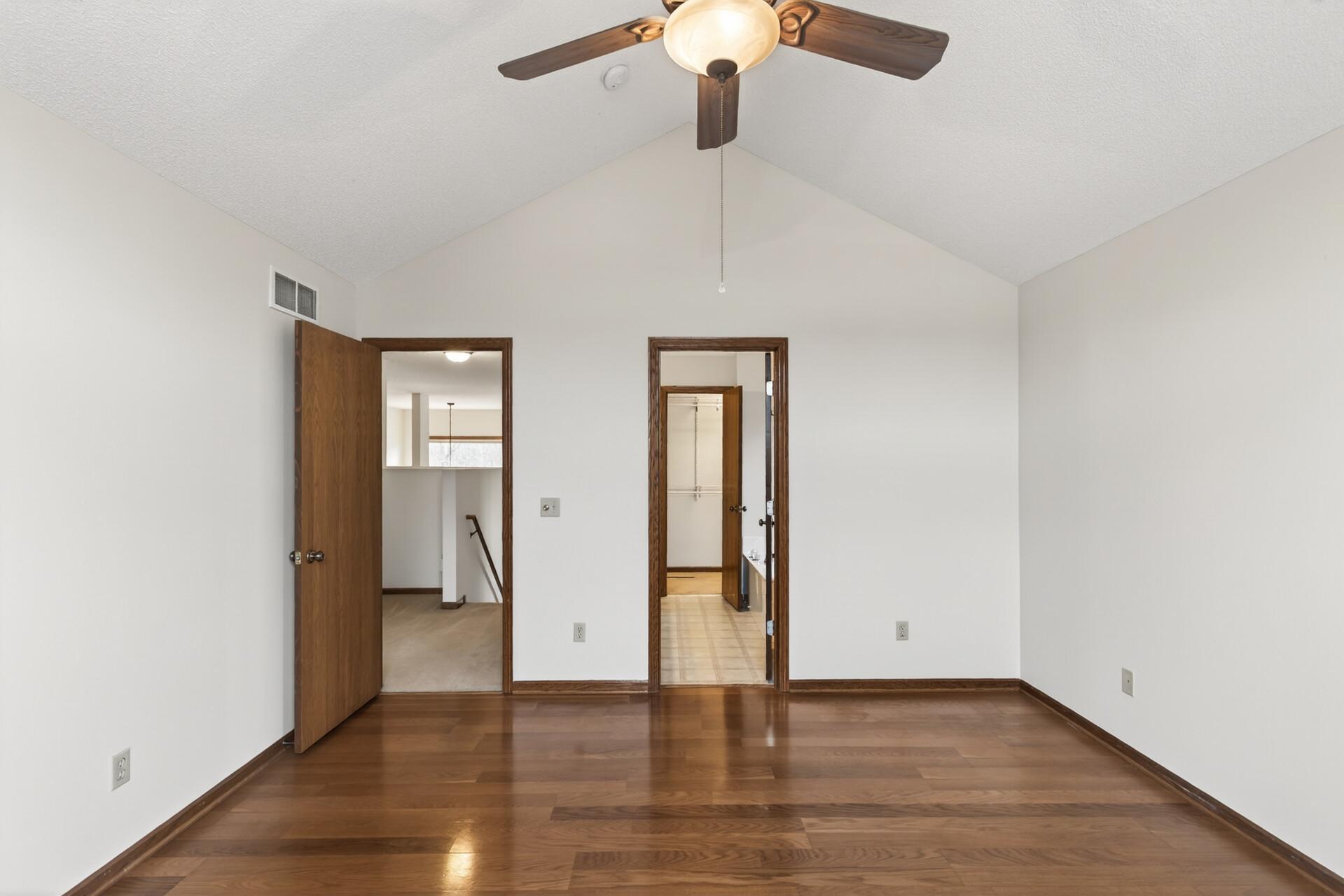 15317 Wilderness Ridge Road Northwest Prior Lake, MN 55372 - Photo 19 of 32