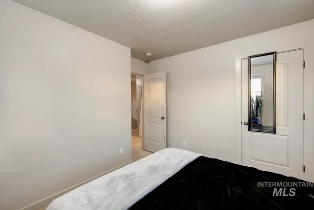 $299,900 | 1177 South Barberry Place, Nampa, ID 83686