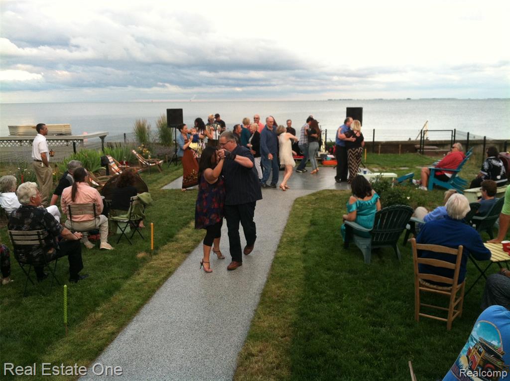 4583 Allen Cove Road Luna Pier, MI 48157 - Photo 19 of 61