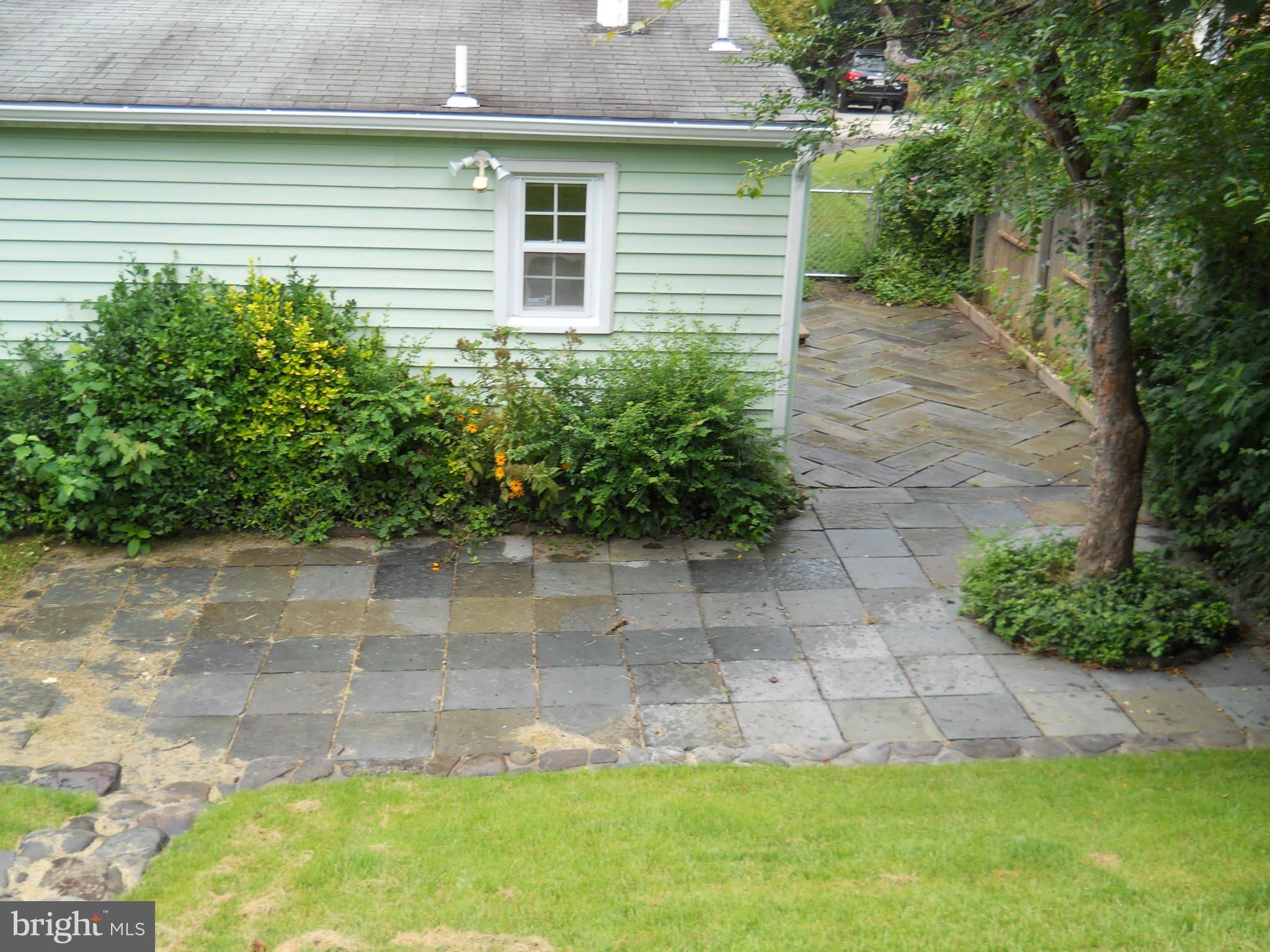 11713 Lytle Street Silver Spring, MD 20902 - Photo 27 of 30 Flagstone Patio