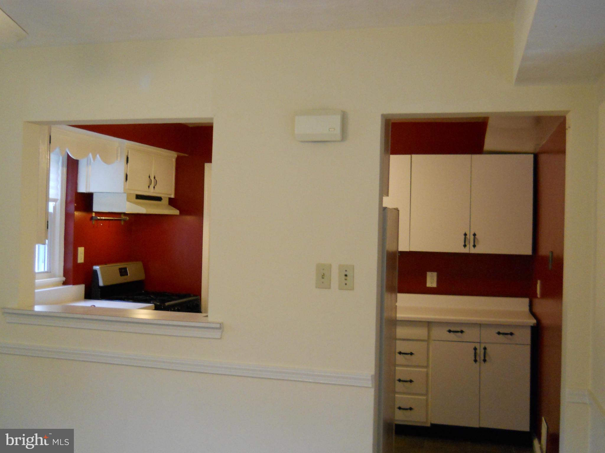 11713 Lytle Street Silver Spring, MD 20902 - Photo 8 of 30 Kitchen