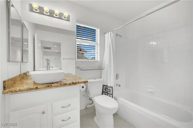 $2,100 | 10316 Neopolitan Place, Las Vegas, NV 89144