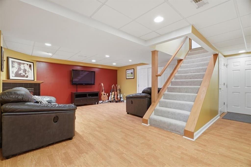 130 Field Club Circle McKees Rocks, PA 15136 - Photo 34 of 48