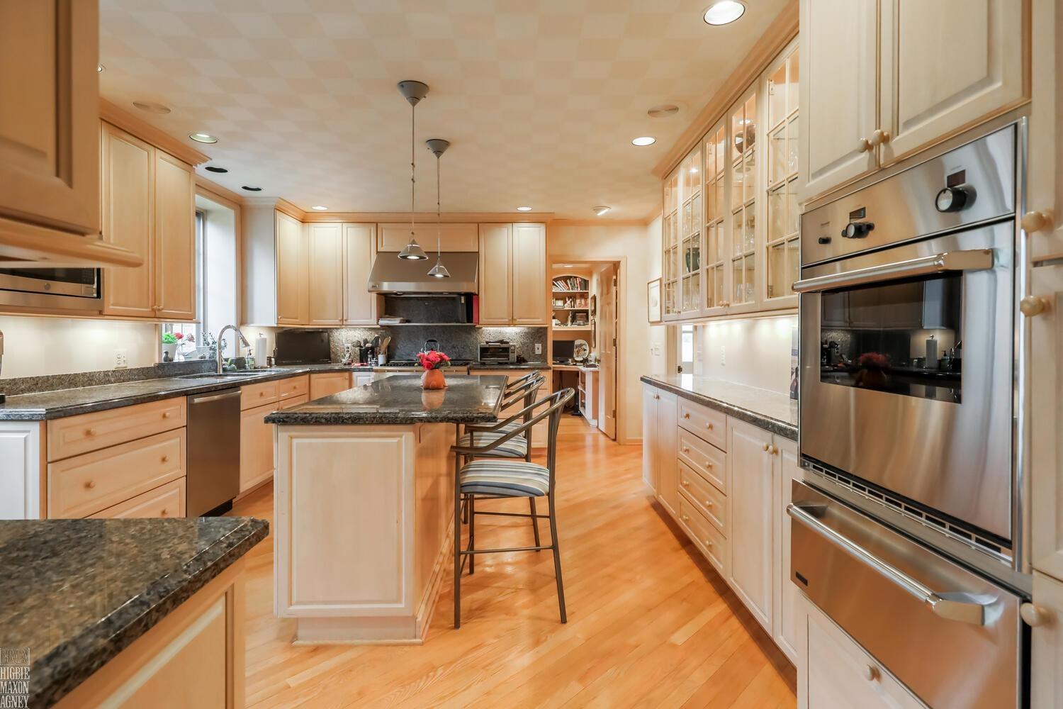 161 Vendome Road Grosse Pointe Farms, MI 48236 - Photo 23 of 64