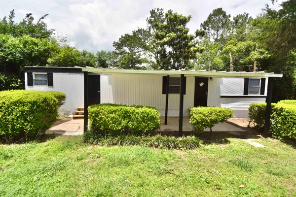 $950 | 2716 Deep Forest Circle, Tallahassee, FL 32310