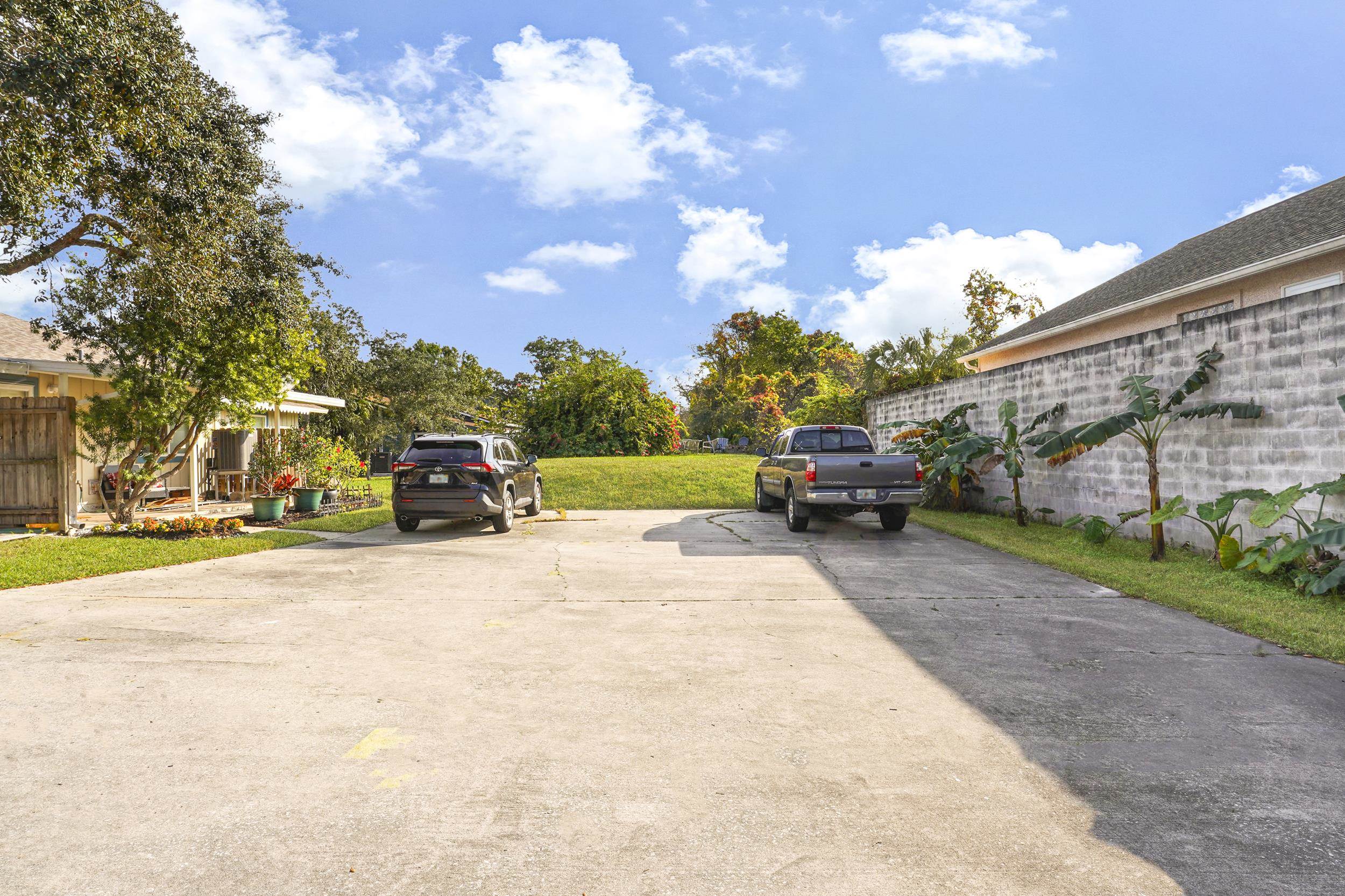 127 Rio Del Mar Street, Unit C St. Augustine, FL 32080 - Photo 23 of 29 View of parking / parking lot
