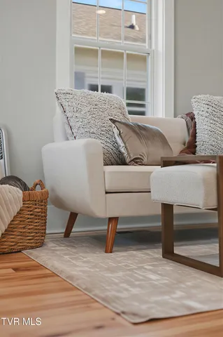 $289,000 | 319 West Chilhowie Avenue, Johnson City, TN 37604