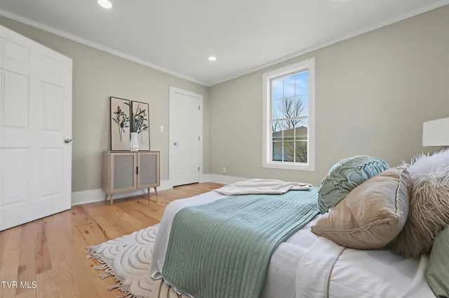 $289,000 | 319 West Chilhowie Avenue, Johnson City, TN 37604