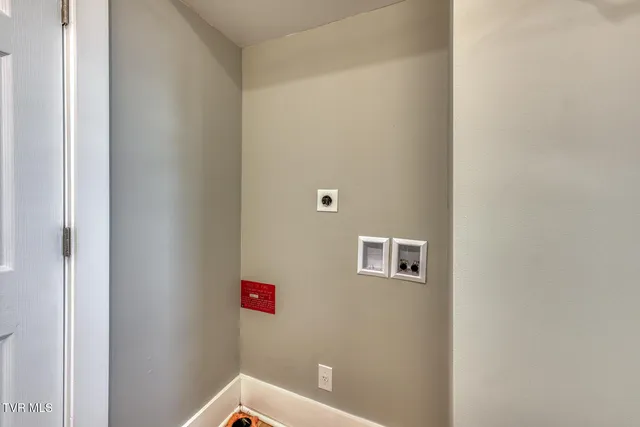 $289,000 | 319 West Chilhowie Avenue, Johnson City, TN 37604