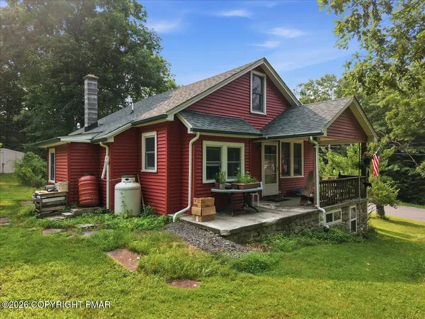 $268,000 | 1106 Upper Seese Hill Road, Canadensis, PA 18325
