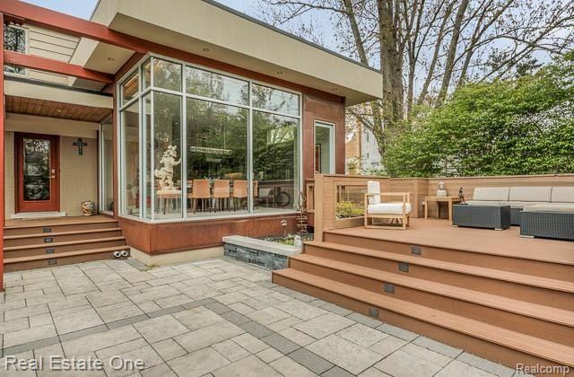 18230 Beverly Road Beverly Hills, MI 48025 - Photo 33 of 47