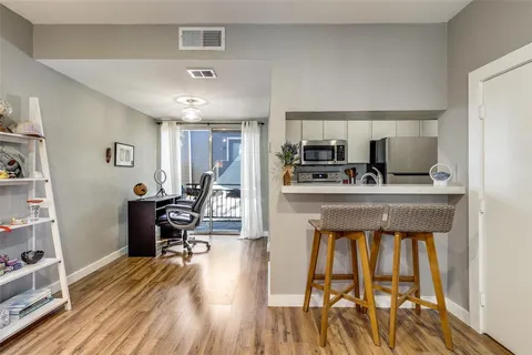 $1,495 | 4020 Holland Avenue, Unit 203, Dallas, TX 75219