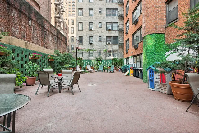 $4,750 | 347 East 53rd Street, Unit 7D | Sutton Place