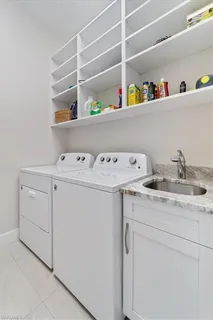 $650,000 | 2705 Linda Drive, Naples, FL 34112