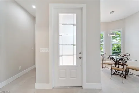 $650,000 | 2705 Linda Drive, Naples, FL 34112