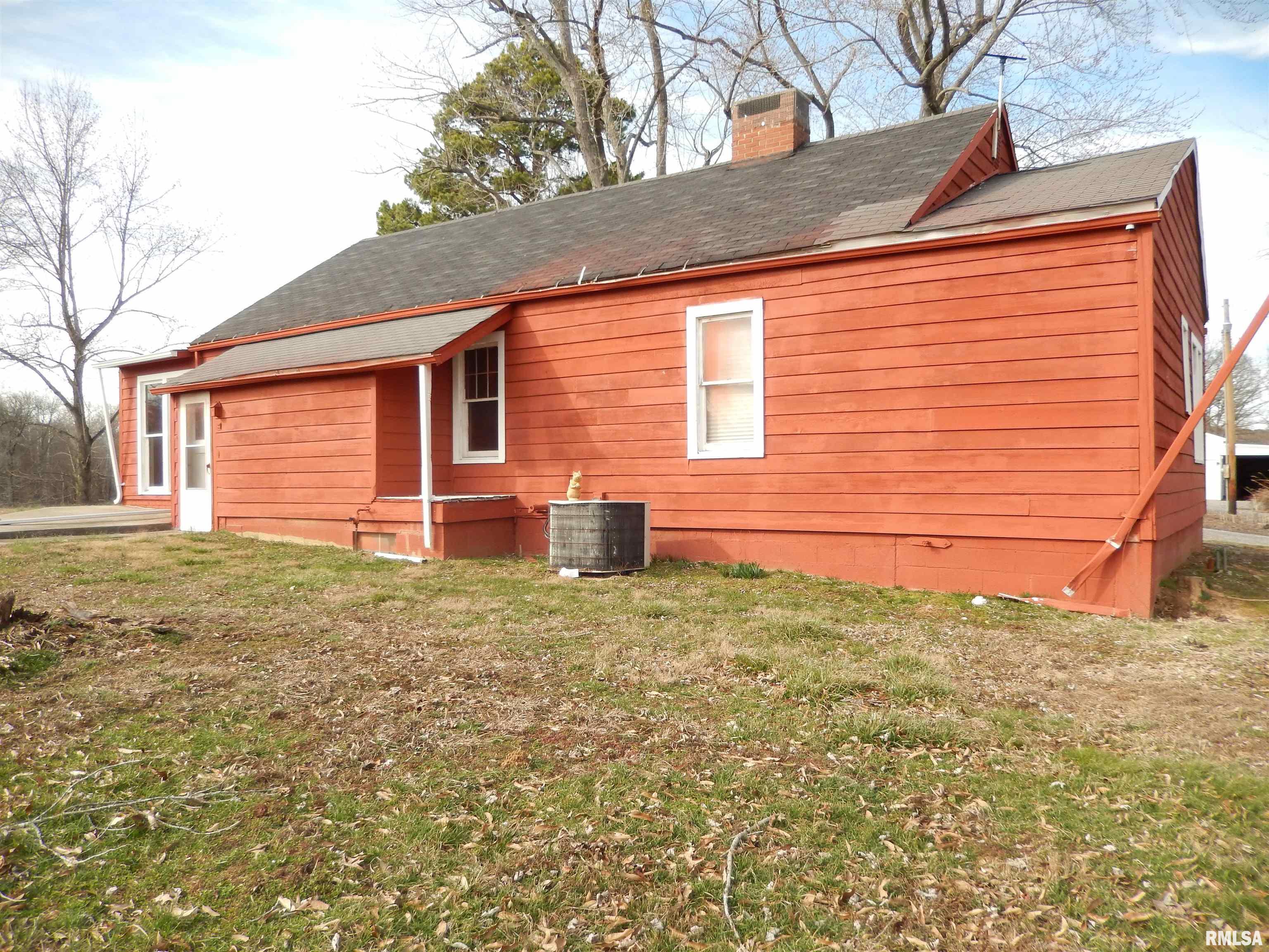 1741 Country Club Road Carbondale, IL 62903 - Photo 5 of 43