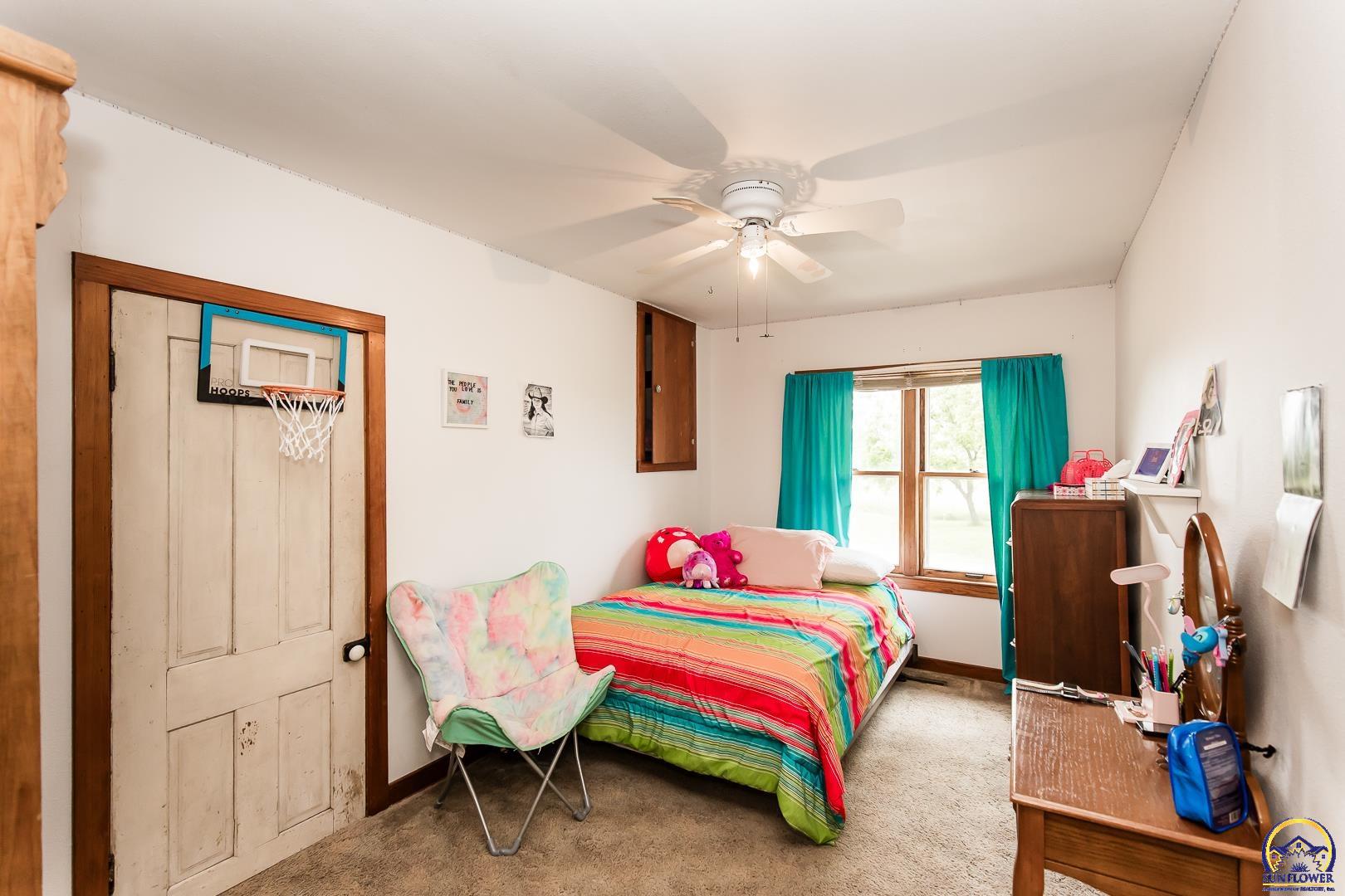 2626 Rd F Americus, KS 66835 - Photo 17 of 70