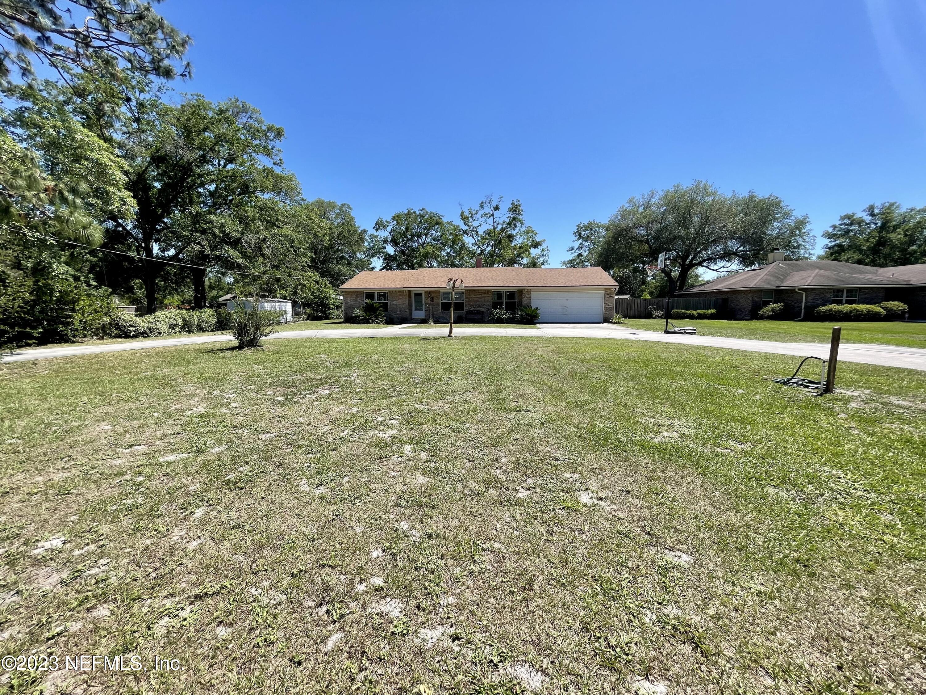 8250 Collins Road Jacksonville, FL 32244 - Photo 4 of 43 Circle Drive